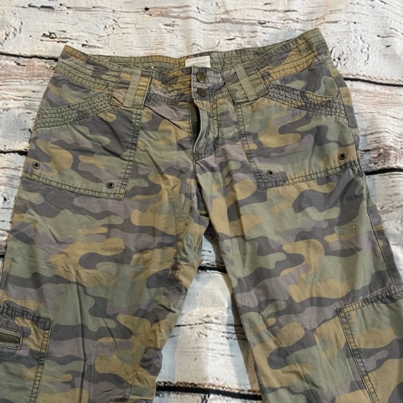 Lined, Old Navy, Camo Pants w inner lining, size 2 SO WARM! GREAT4 this weather - Picture 2 of 12